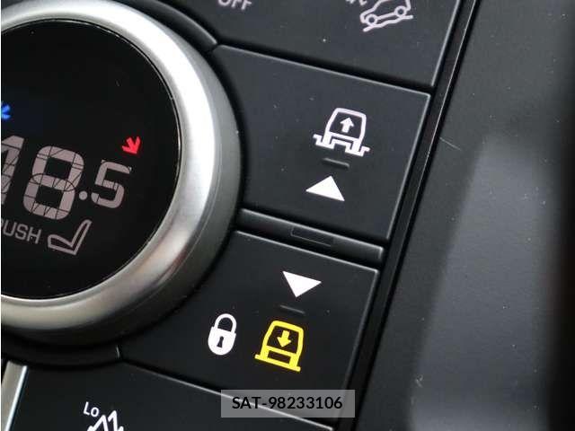 ROVER DEFENDER 2023-09 7224507-23