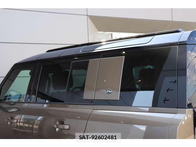 ROVER DEFENDER 2023-05 7224504-9