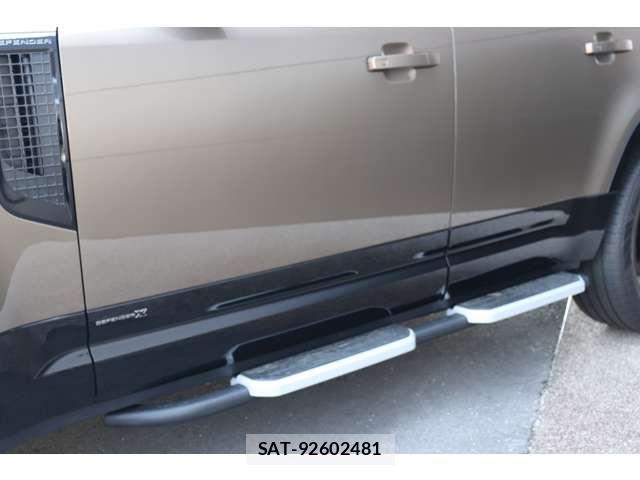 ROVER DEFENDER 2023-05 7224504-17