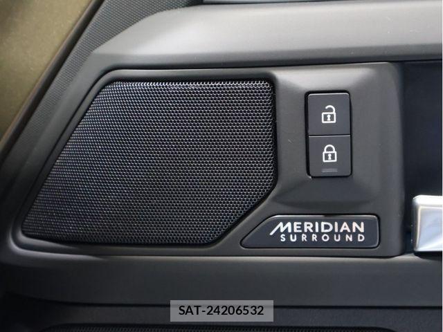 ROVER DEFENDER 2025-05 7224524-25