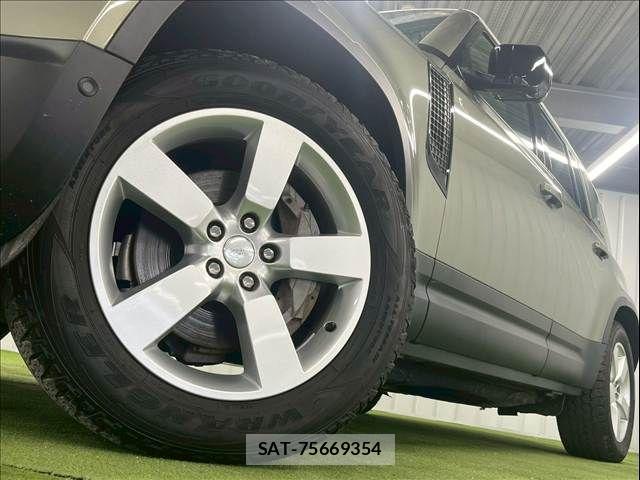 ROVER DEFENDER 2023-04 7252182-18