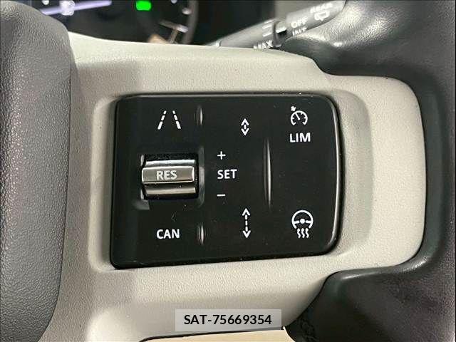 ROVER DEFENDER 2023-04 7252182-8