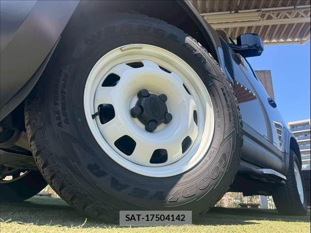 ROVER DEFENDER 2022-01 7359683-18