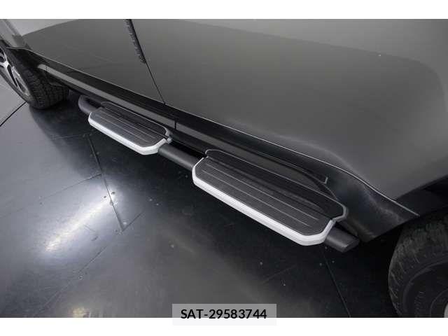 ROVER DEFENDER 2025-03 7359678-6