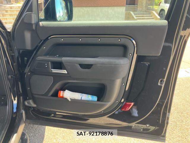 ROVER DEFENDER 2022-07 7393932-16