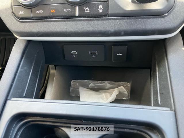 ROVER DEFENDER 2022-07 7393932-26
