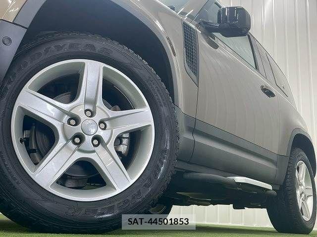 ROVER DEFENDER 2021-08 7502689-18