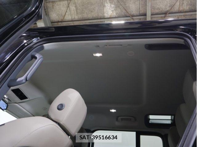 ROVER DEFENDER 2022-07 7619727-15