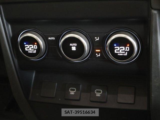 ROVER DEFENDER 2022-07 7619727-23