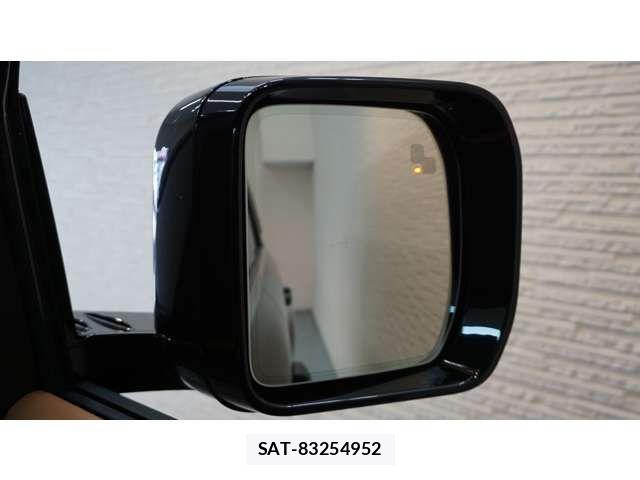 ROVER DEFENDER 2023-08 7619722-18