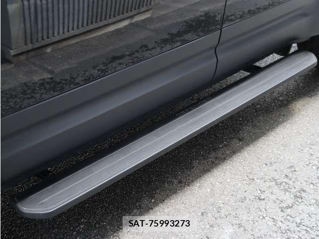 ROVER DEFENDER 2025-12 7619723-11