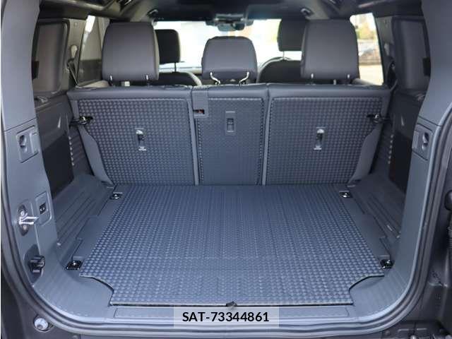 ROVER DEFENDER 2023-06 7619725-23