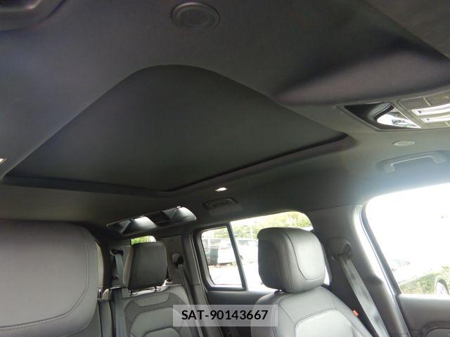 ROVER DEFENDER 2022-03 7728183-26