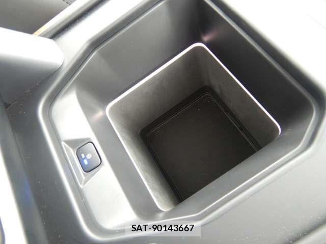 ROVER DEFENDER 2022-03 7728183-3