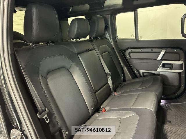 ROVER DEFENDER 2023-08 7728189-21