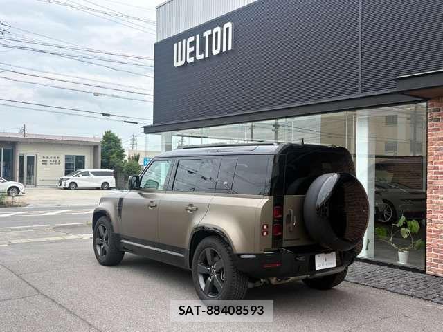 ROVER DEFENDER 2024-10 7879245-2