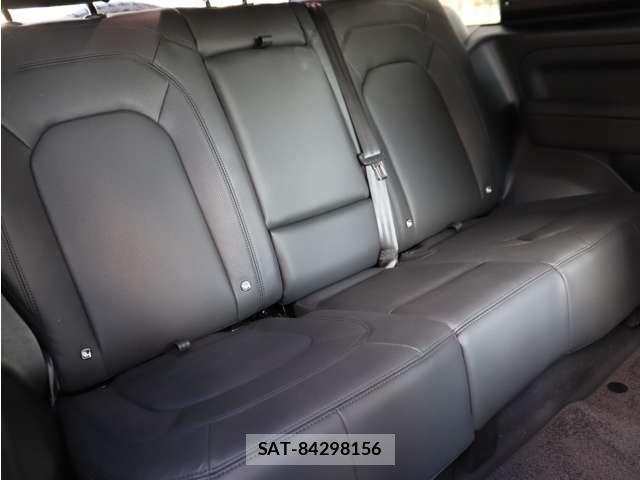 ROVER DEFENDER 2025-12 7879249-13