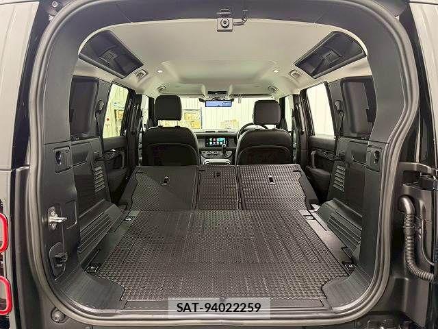 ROVER DEFENDER 2022-08 7963637-10