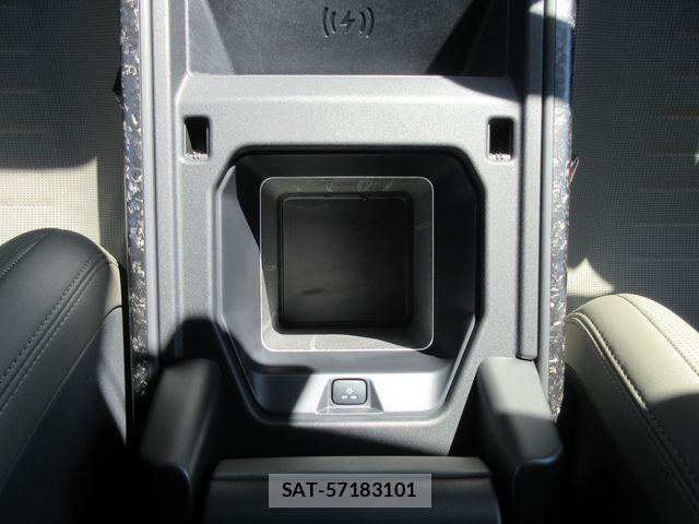 ROVER DEFENDER 2025-04 8038035-28