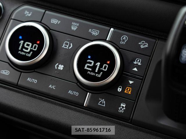 ROVER DEFENDER 2024-01 8075427-3