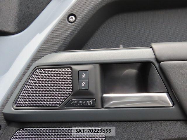 ROVER DEFENDER 2023-03 8075428-18