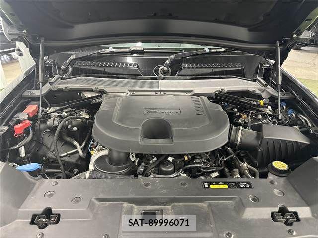 ROVER DEFENDER 2022-09 8075429-11