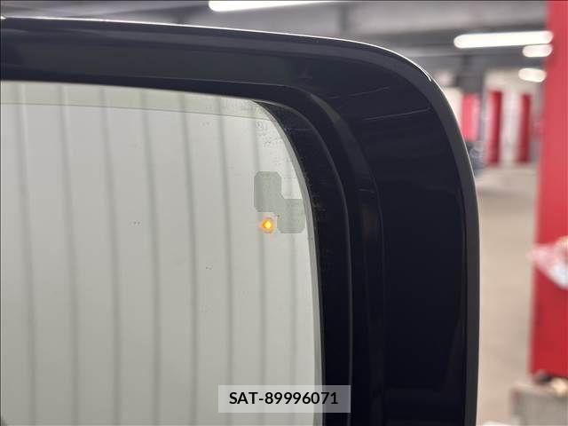 ROVER DEFENDER 2022-09 8075429-5