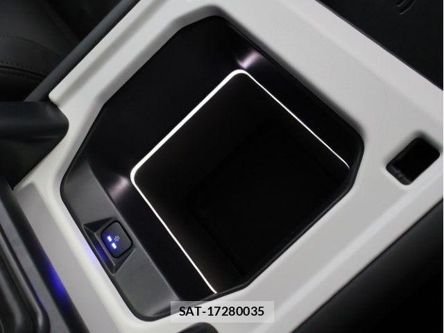ROVER DEFENDER 2025-08 8132189-28