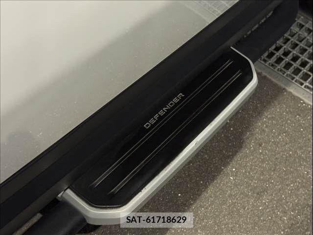 ROVER DEFENDER 2021-04 8146626-10