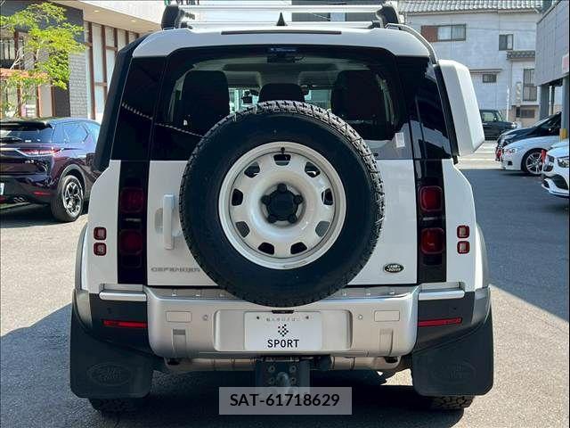ROVER DEFENDER 2021-04 8146626-13