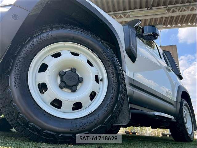 ROVER DEFENDER 2021-04 8146626-18
