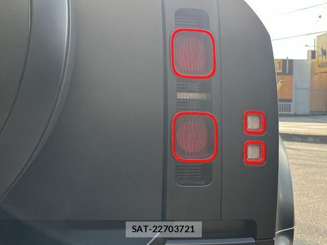 ROVER DEFENDER 2023-11 8146620-25