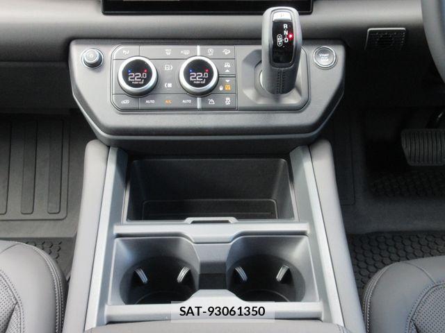 ROVER DEFENDER 2025-09 8209993-27