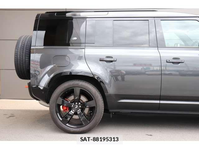 ROVER DEFENDER 2023-05 8209994-9