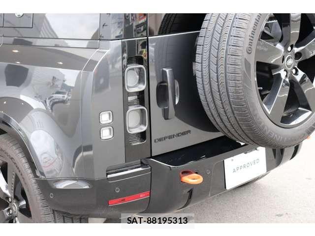 ROVER DEFENDER 2023-05 8209994-5