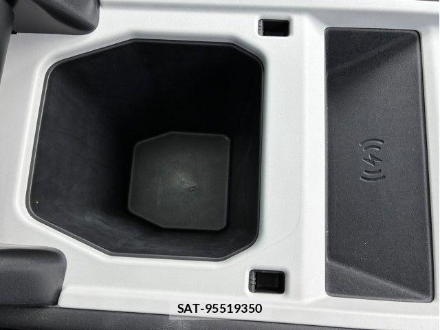 ROVER DEFENDER 2025-02 8231658-12