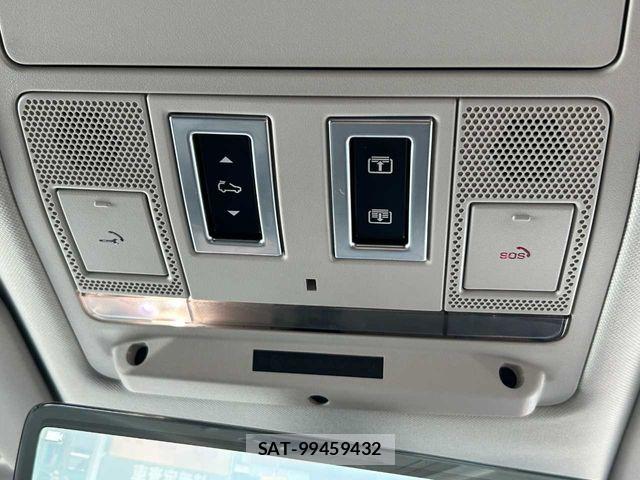 ROVER DEFENDER 2021-02 8316868-15