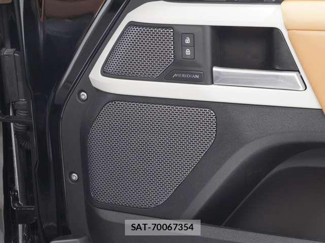 ROVER DEFENDER 2024-01 8316867-4