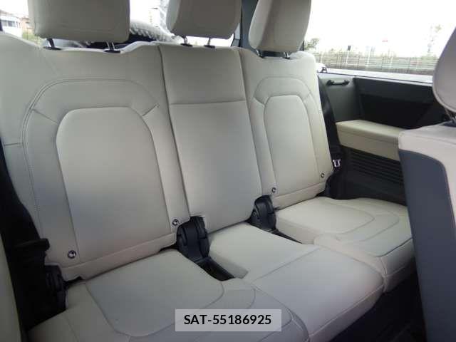 ROVER DEFENDER 2023-03 8316866-12