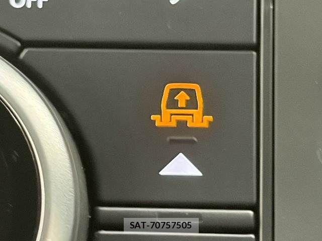 ROVER DEFENDER 2022-01 8337721-5