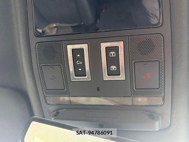 ROVER DEFENDER 2024-04 8334455-13
