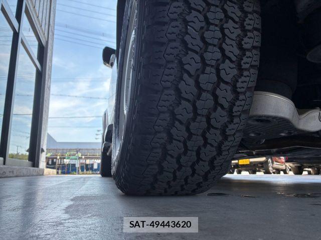 ROVER DEFENDER 2021-09 8355530-24