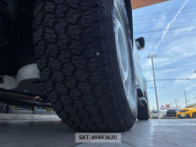 ROVER DEFENDER 2021-09 8355530-26