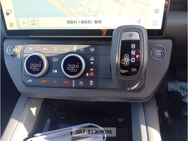 ROVER DEFENDER 2026-05 8368513-25