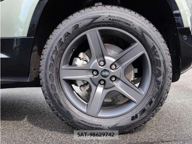 ROVER DEFENDER 2025-07 8368515-9