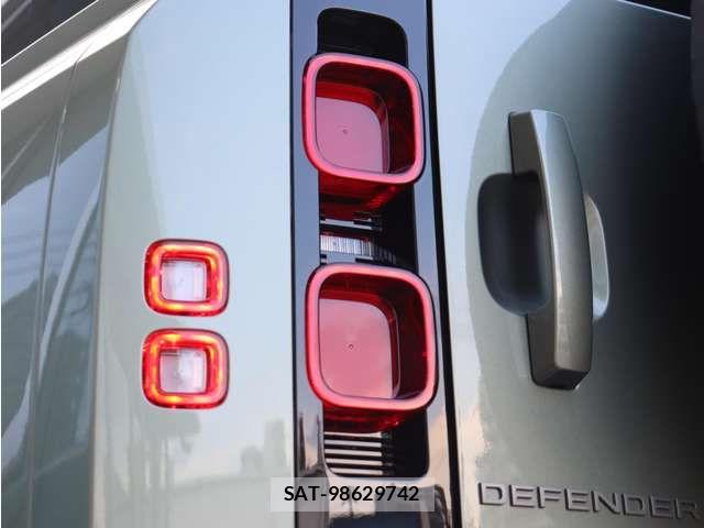 ROVER DEFENDER 2025-07 8368515-11