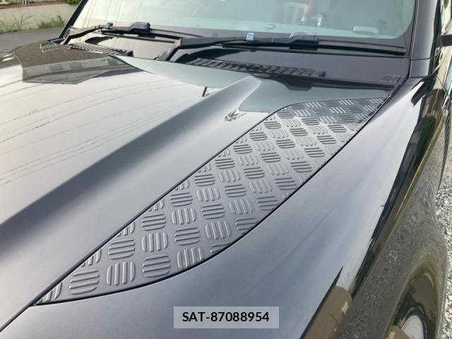 ROVER DEFENDER 2023-08 8368514-9