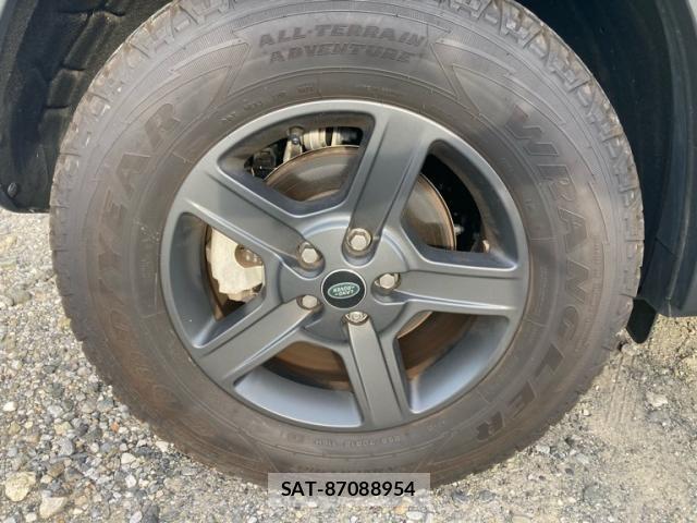 ROVER DEFENDER 2023-08 8368514-5
