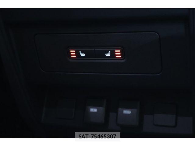 ROVER DEFENDER 2023-04 8368511-24