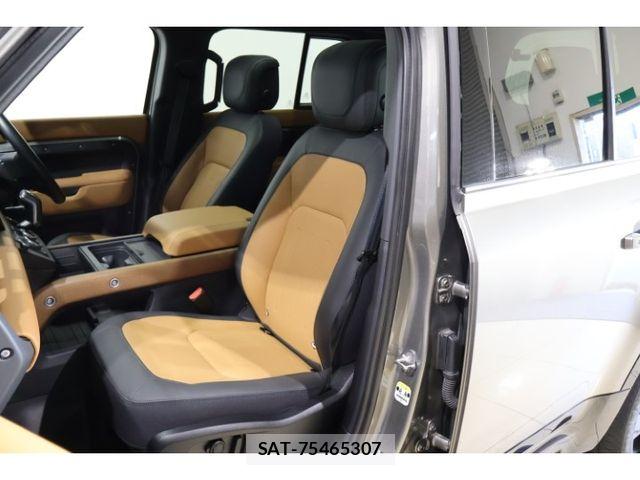 ROVER DEFENDER 2023-04 8368511-3
